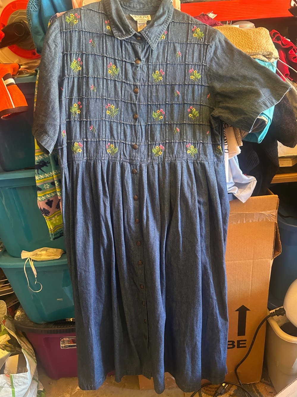 Vintage Venezia Blue Denim Button-Front Dress Floral Embroider size A8 cottage